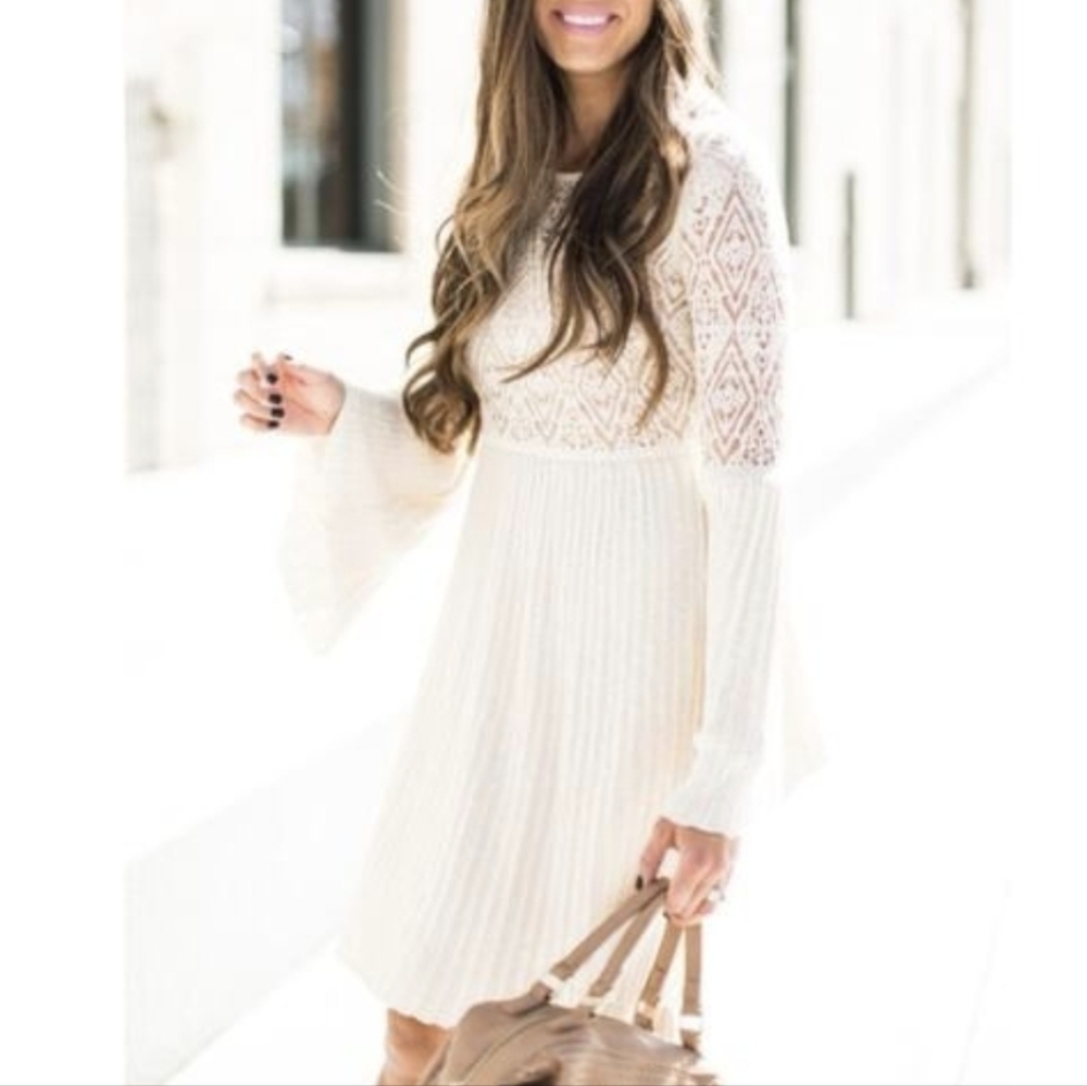 Anthropologie Cottagecore M Bell Sleeve Dress